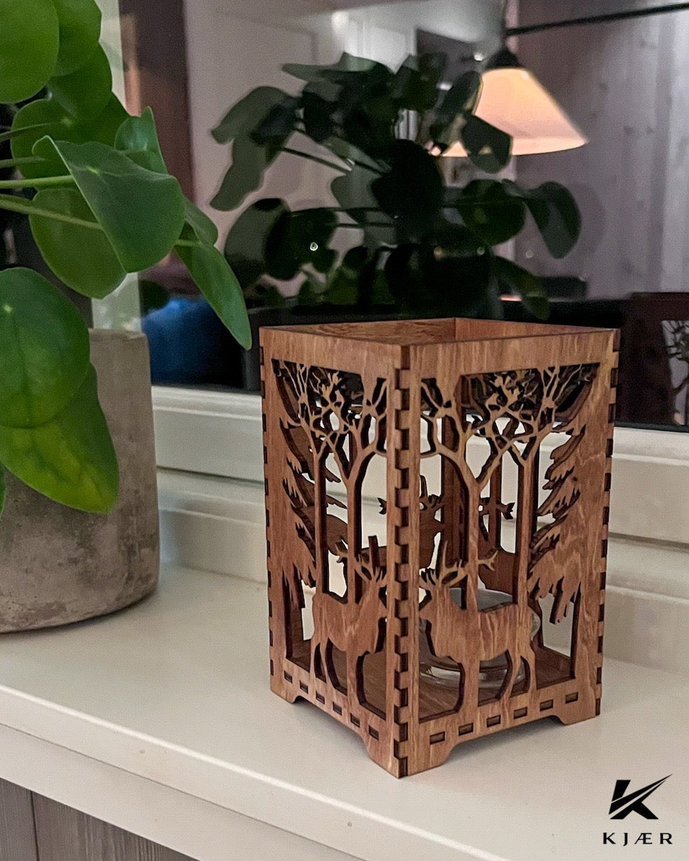 Hjort i skogen - lykt